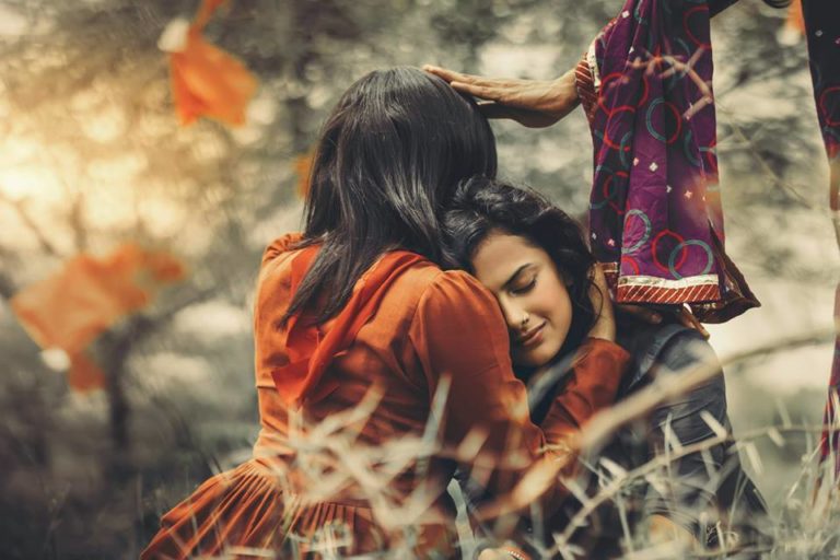 photographer-tells-tragic-indian-lesbian-story-through-30-heartbreaking-photos-18