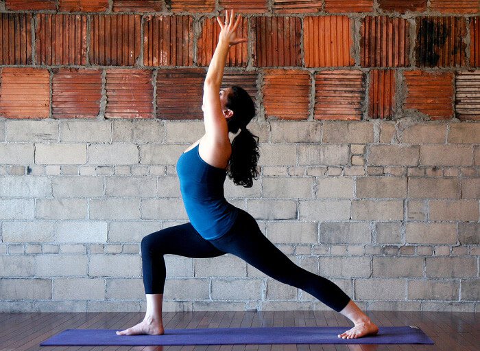 There are many yoga poses to stretch the psoas muscle.