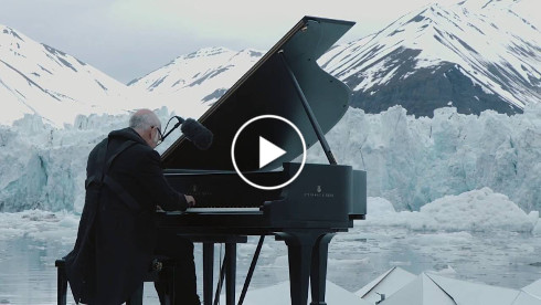 Internationally acclaimed pianist plays piano in the middle of the Arctic Ocean1