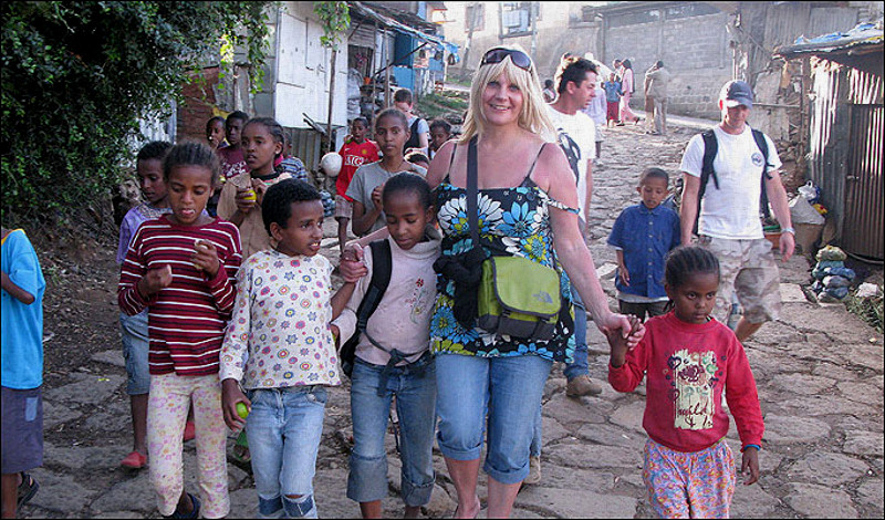 single-mum-shares-7-5m-lottery-winnings-with-ethiopian-orphans
