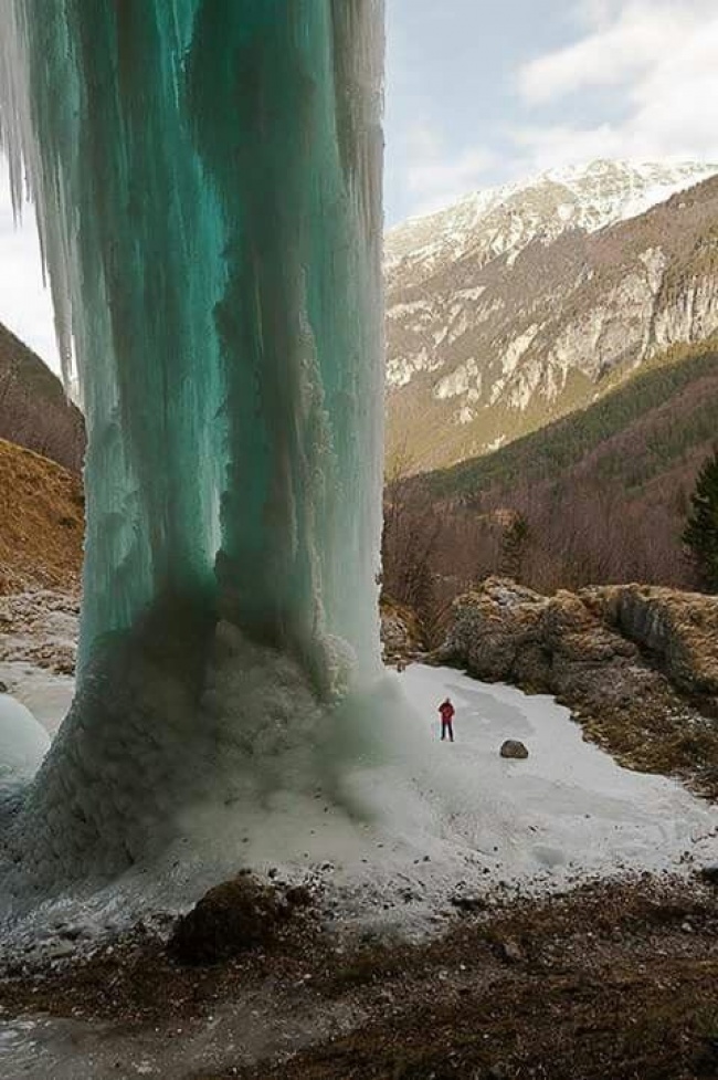 4. Waterfall or ice fall Certainly looks later, for it is frozen!