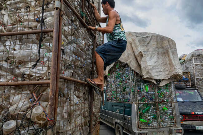 19 - Look Inside This National Geographic Magazine to Know the Horrifying Truth Behind It